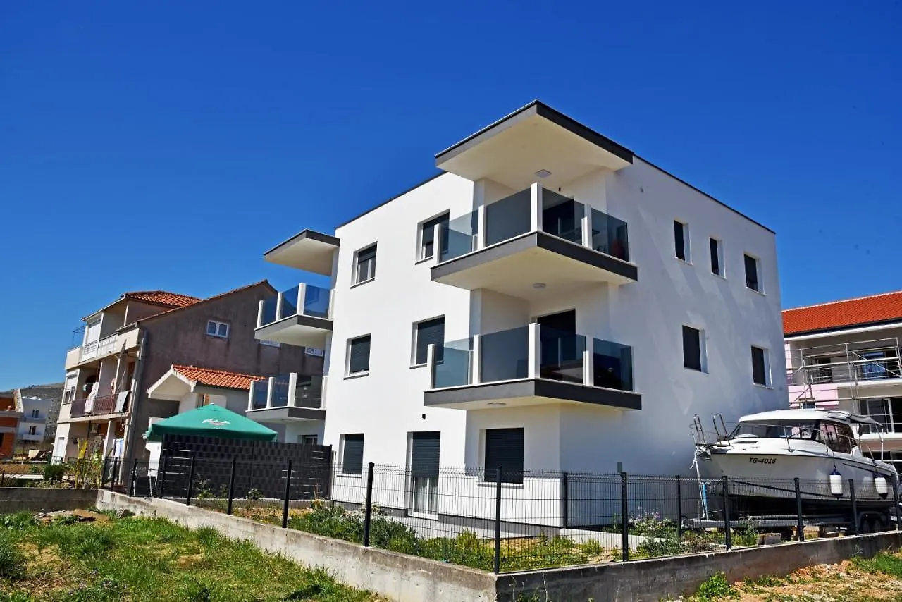 Apartman Barbara Τρογκίρ 0*,  Κροατία